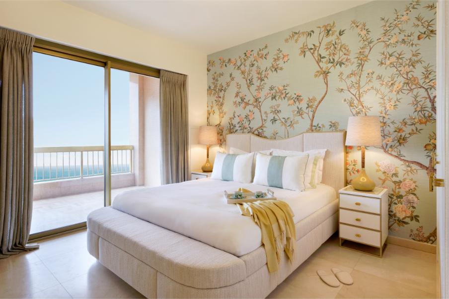 luxury bedroom